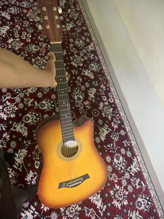 Kafolatli Akustik Gitara