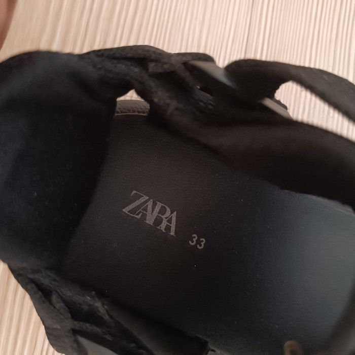 33 н. Сандали  Zara + подарък