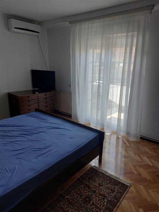 Дава се под наем Двустаен апартамент в Бургас, Изгрев - 61 кв.м за 193.8 € - Снимка #1