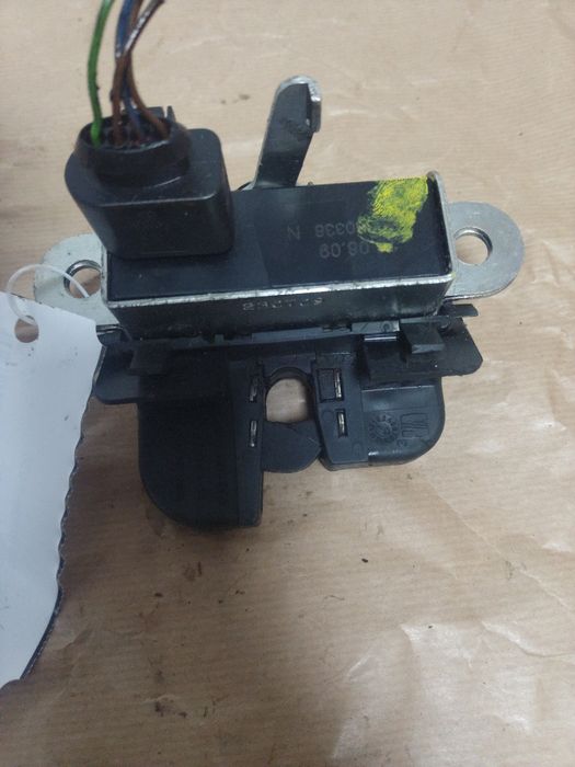 Broasca haion spate Seat Ibiza 2015 6J3827505
