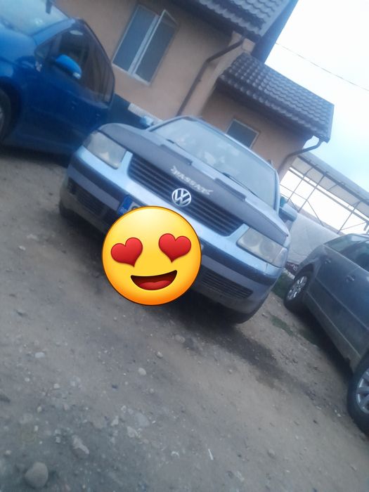 VOLKSWAGEN Passat 2000