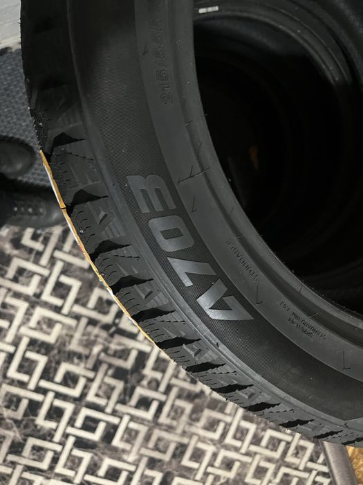 Продам резину APLUS A703 новый