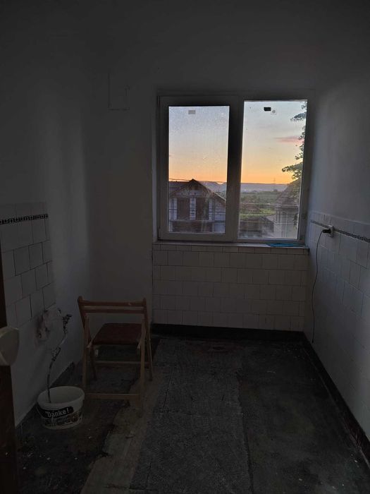 Persoana fizica vand apartament cu 2 camere