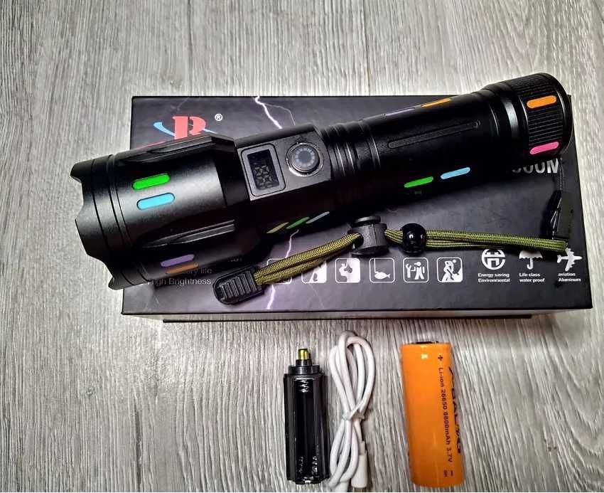 Lanterne led tip Laser telezoom afisaj electronic ,raza 800 metri