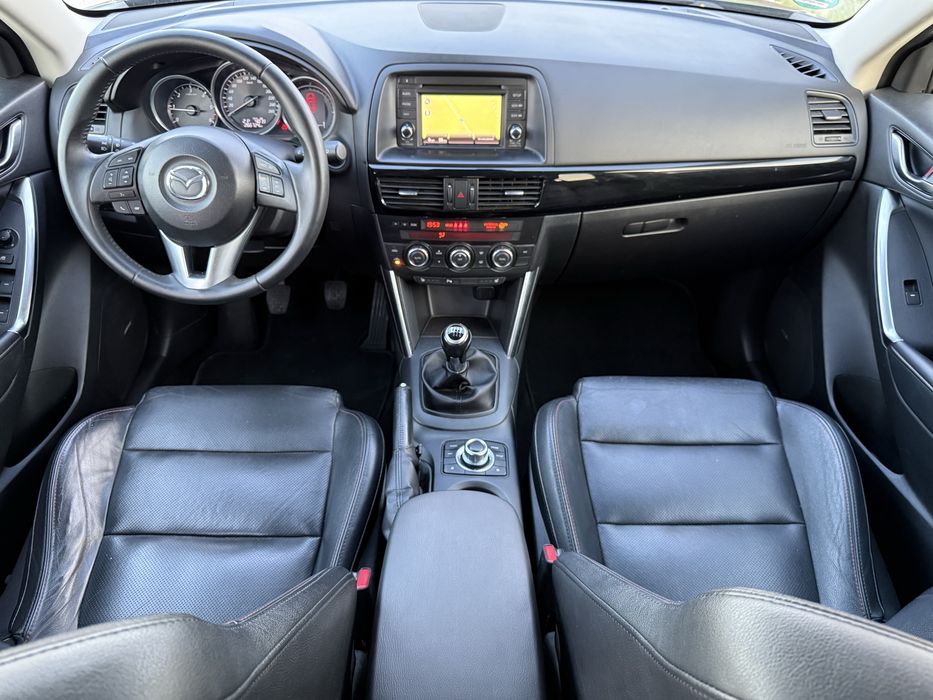Mazda CX-5 2.2D SkyActiv 4X4 / FULL / KOJA / NAVI / DISTRONIC