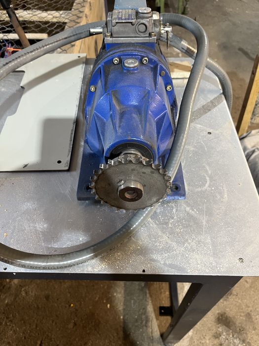 Vand motor 380V cu reductor si variator de turatie