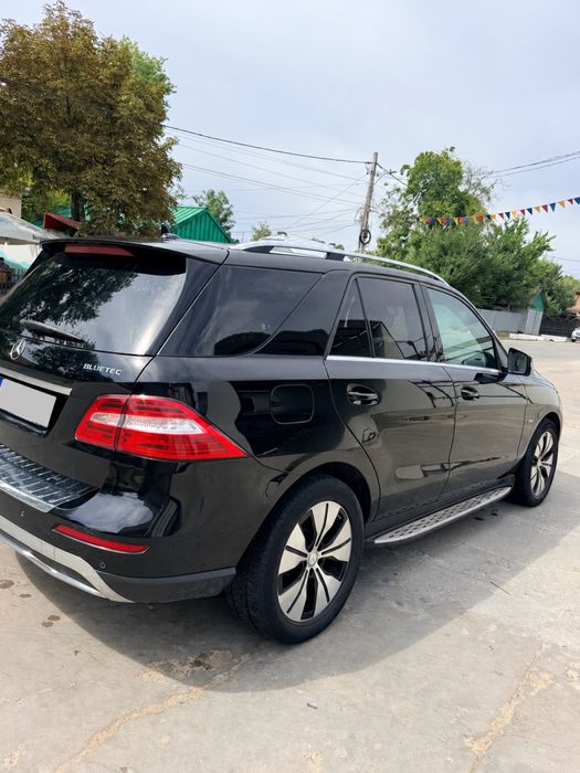 Mercedes-Benz ML 250 BlueTEC 4MATIC