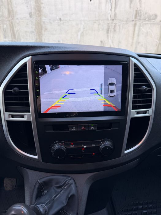 Inchiriez Microbuz 8+1 Mercedes-Benz Vito pentru vacante