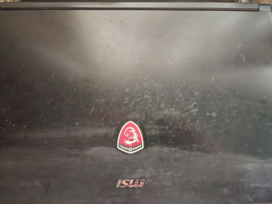 Ноутбук 17.3 MSI