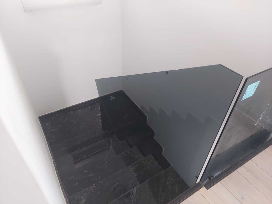 Balustrada de sticla