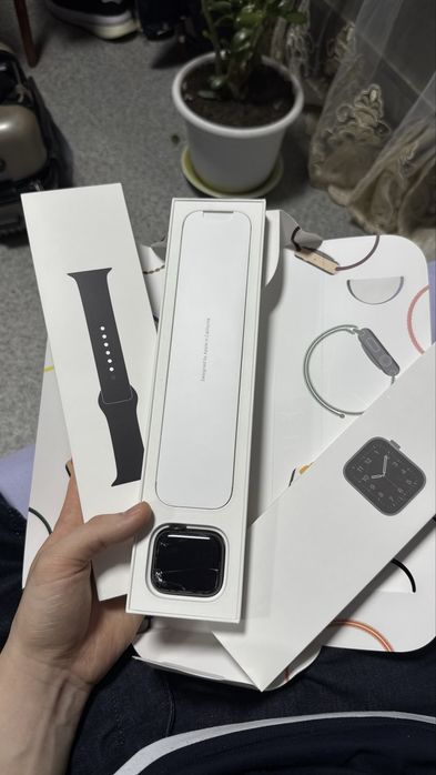 Apple Watch SE 44 MM