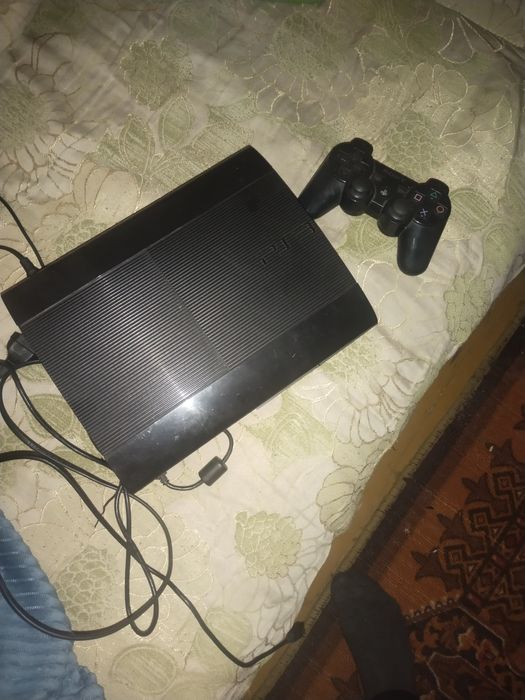 Продам Плейстешин 3