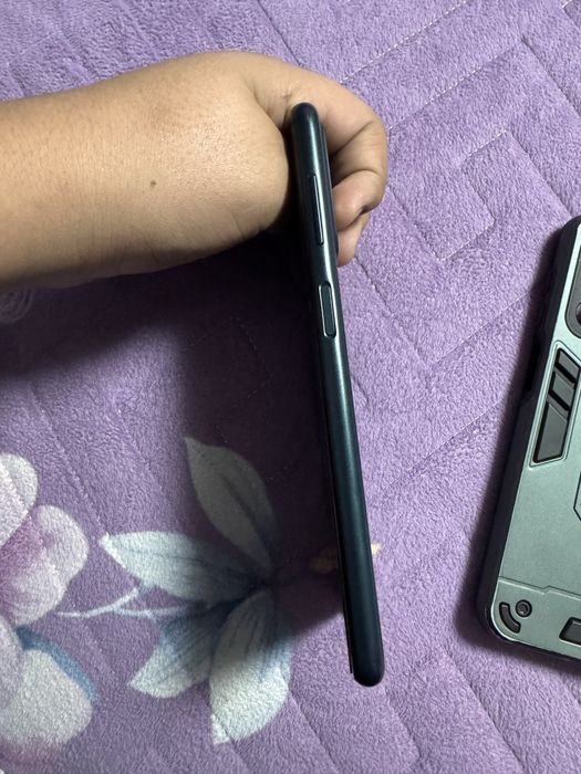 Vand samsung galaxi M13