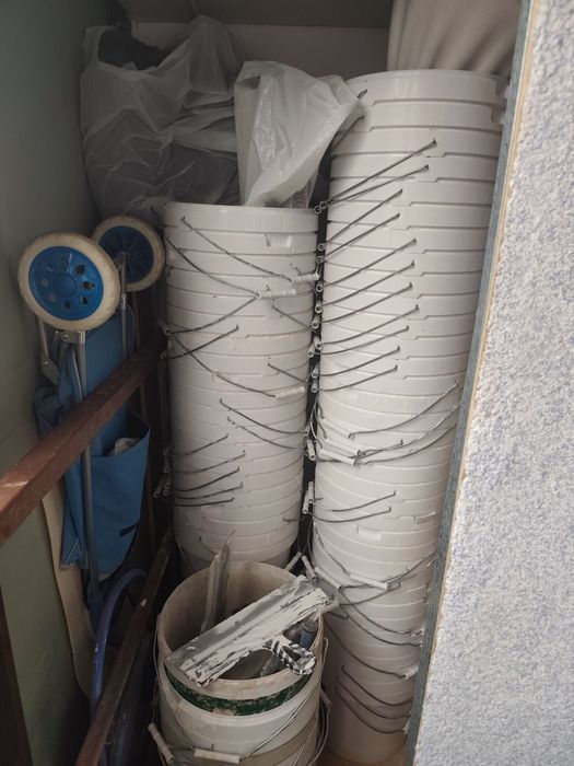 Продам ведра 20 лтр