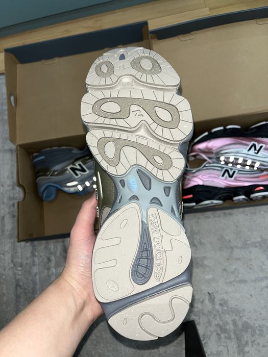 Кроссовки New balance 1000