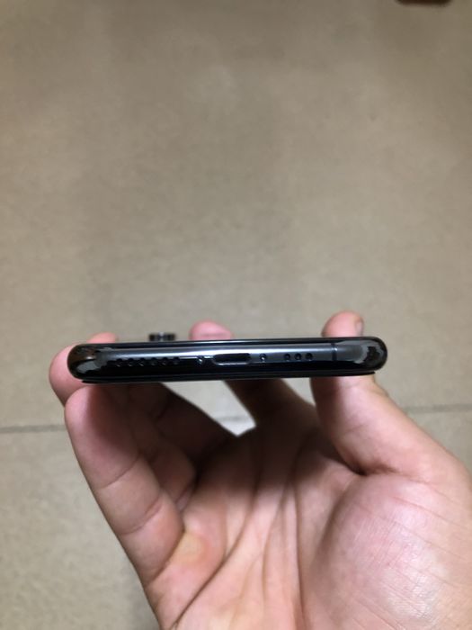 Iphone xs 64 xolati ideal