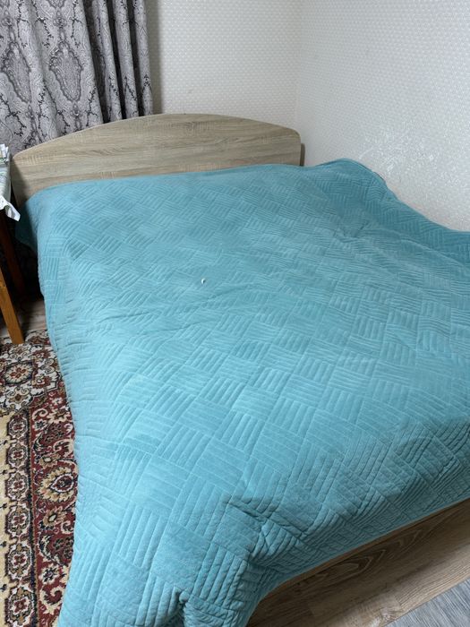 Продам спальный гарнитур