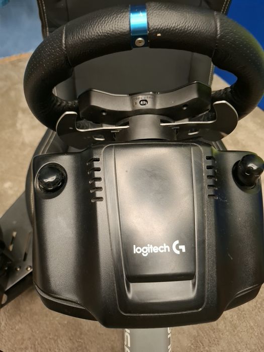 Рейсинг симулатор комплект - Playseat Evolution + Волан Logitech G29 + Shifter