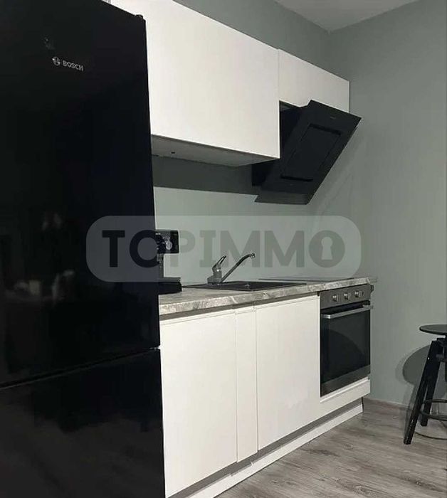 Дава се под наем Етаж от къща в Варна, м-т Пчелина - 150 кв.м за 1480 € - Снимка #3