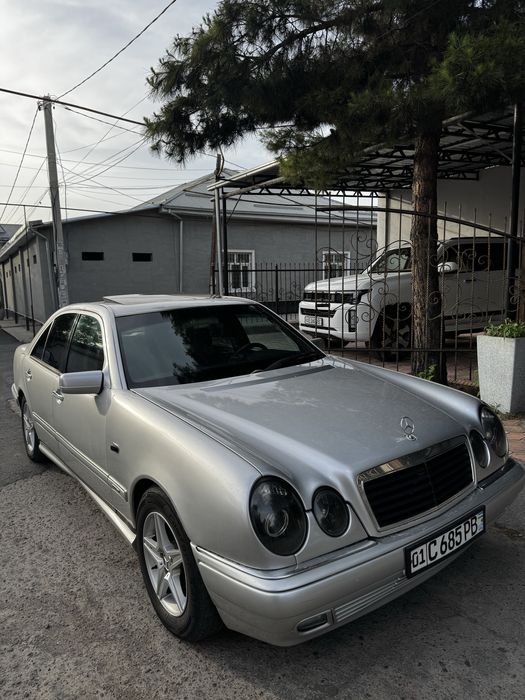 Mercedes Benz w210 e200