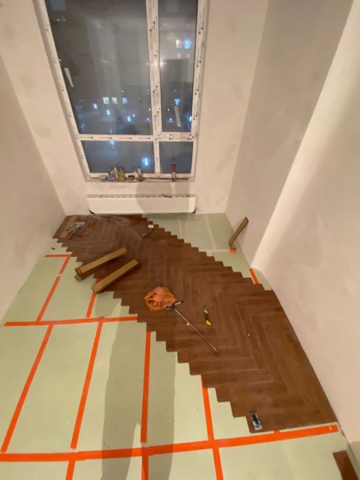 Ламинат саламыз устанавливаем  ламинаты