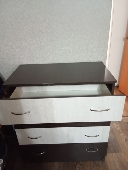 Продам комод. В хорошем состоянии.