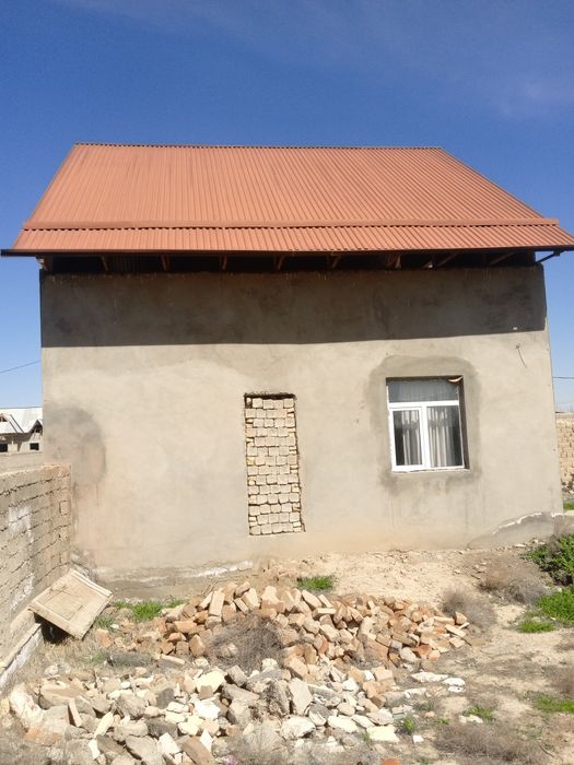 Дом сотилади бекларда