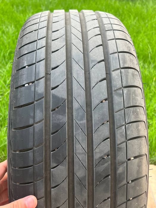 215/55/16 завод шина балон от Honda Crider