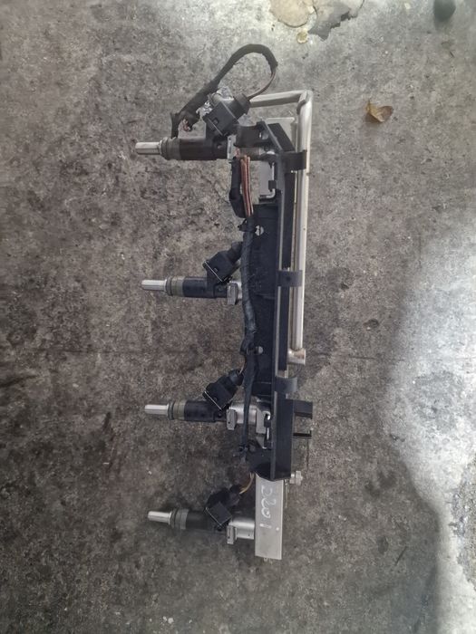 Rampa cu injectoare Bmw seria 3 E90 motor 2.0 benzina,N46B20B,150 CP