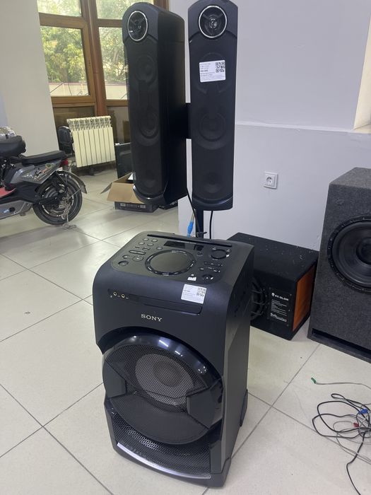 Колонка Sony.