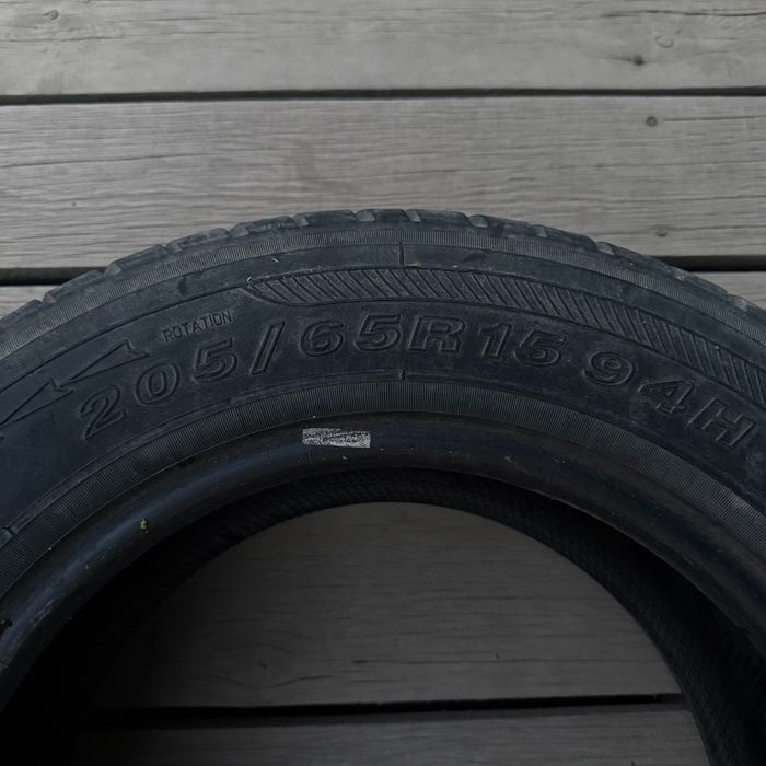 Покрышкка 205/65R15