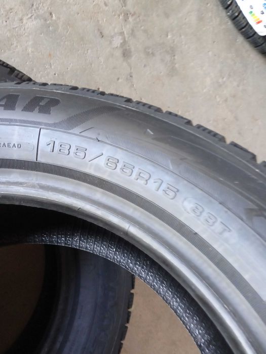 2 Нови зимни гуми 185/65R15 Goodyear UG3 88T DOT3724 made in Germany