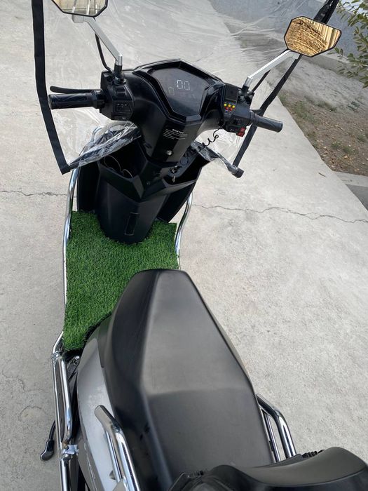 Skuter sport sotiladi