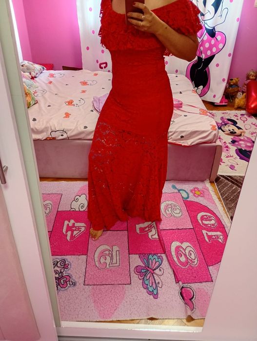 Rochie elegantă .