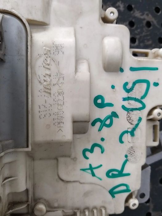 Broasca usa dreapta audi a3 8p 4f1837015