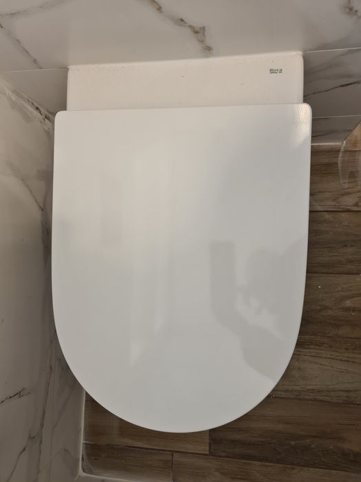 Тоалетна Roca One Rimless + Roca Ona Supralit