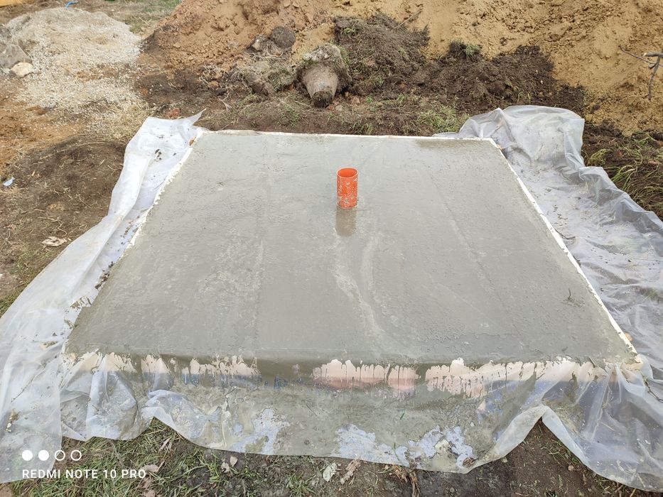 Копаене на Септични Ями,Полагане на Бетони
