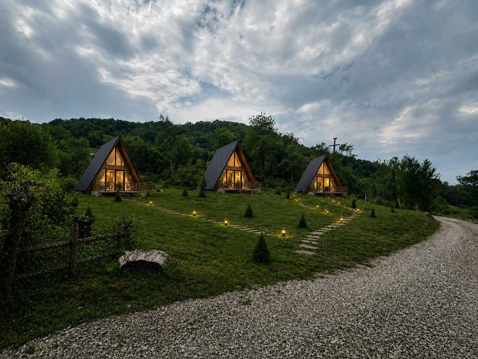 Teren de vânzare cu panoramă deosebită asupra municipiului Sighetu Marmației și vedere spre Ucraina!