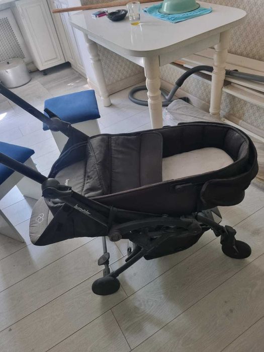 Детская коляска и качалка