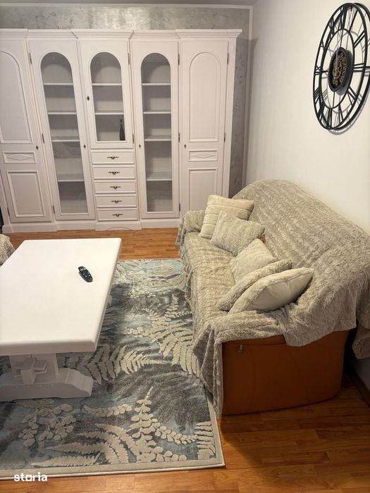 De vanzare apartament cu 3 camere, complet mobilat și utilat