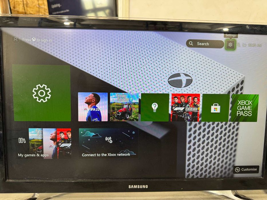 Конзола - Xbox One S / 365 GB / Х1