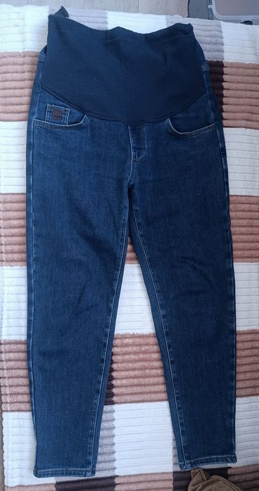 Отдам вещи для беременных