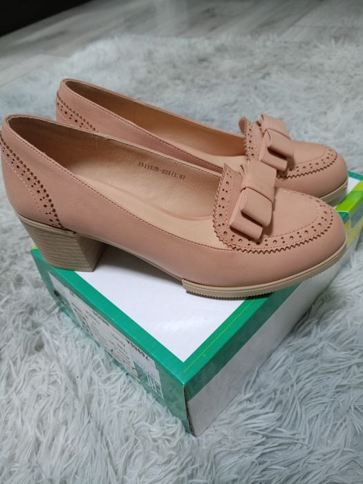 Туфли кожанный размер 35.36