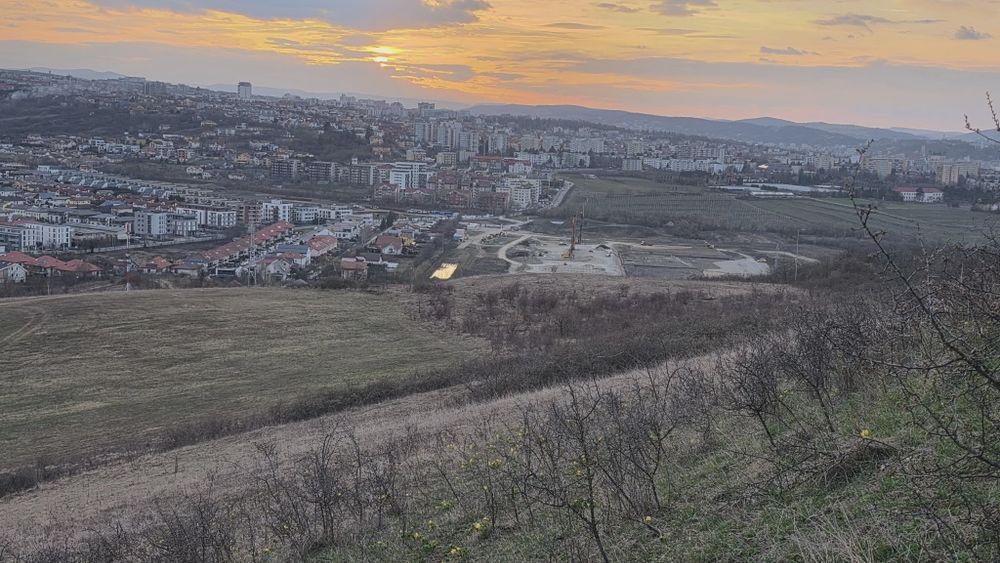 Teren de vanzare in Borhanci