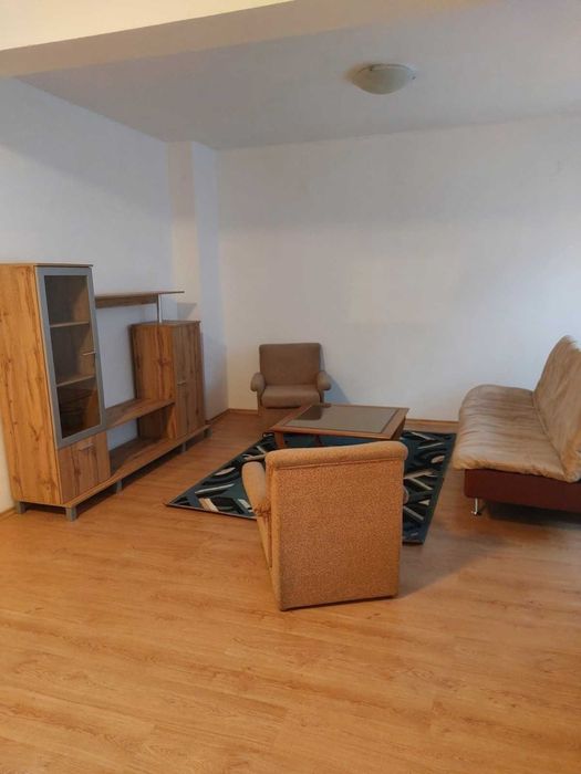 Дава се под наем Тристаен апартамент в София, Оборище - 90 кв.м за 700 € - Снимка #1