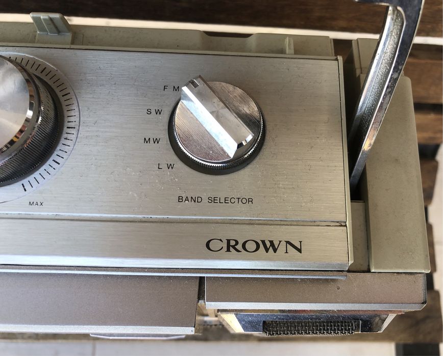 Crown CSC-950L – Красив радиокасетофон от Япония - Лична колекция.