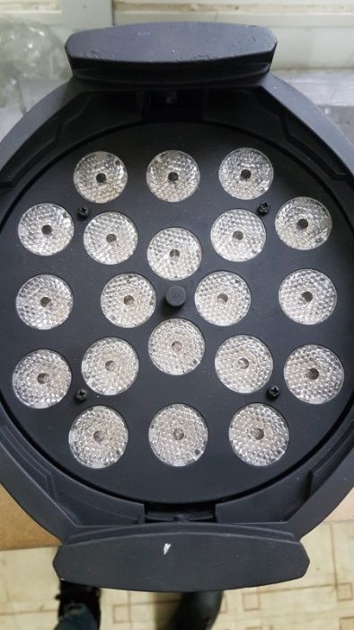 Lumini arhitecturale LED PAR 20X3W/16buc