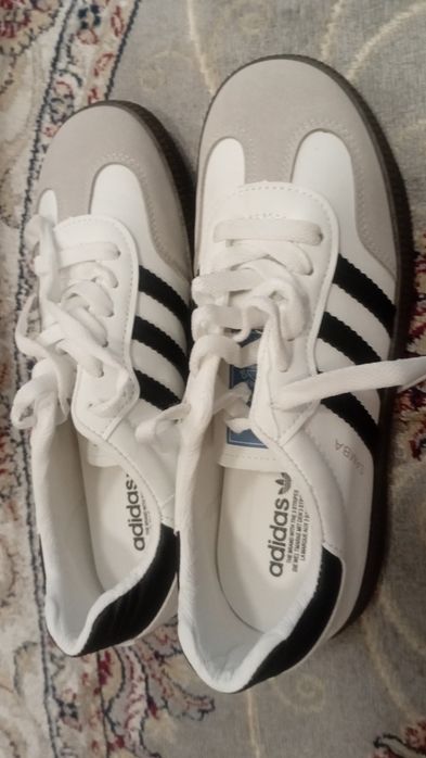 Продам пуховик  зимнии