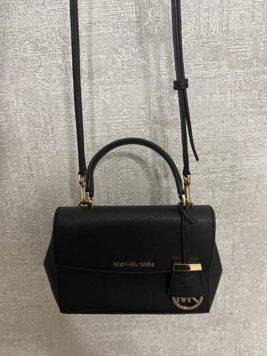 Продам сумку Michael Kors Ava
