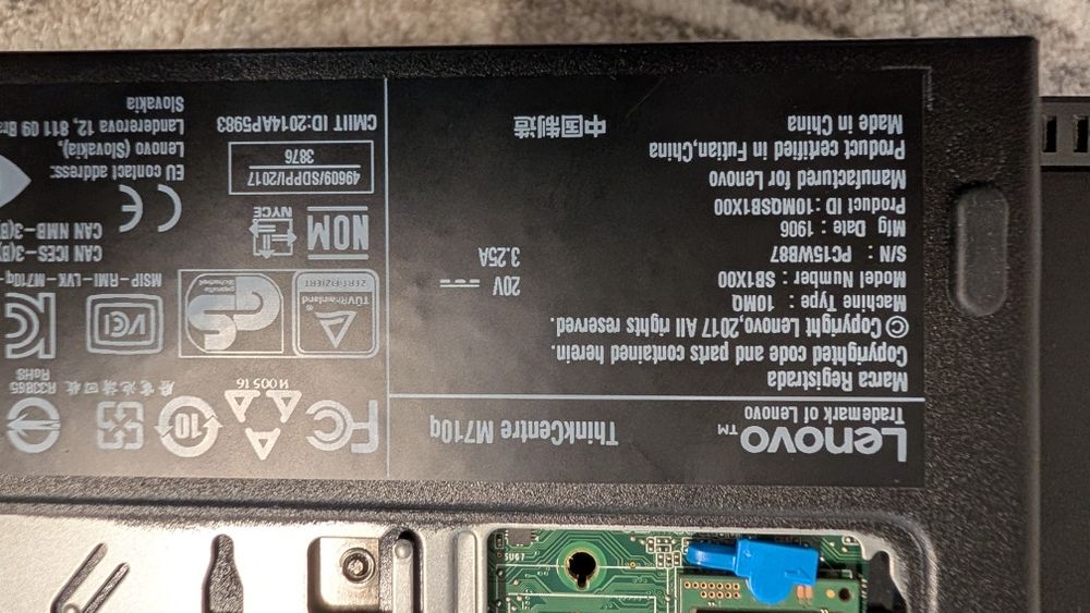 Mini PC Lenovo ThinkCentre M710q Tiny - i5 Gen 7, 8GB RAM, 256GB NVMe